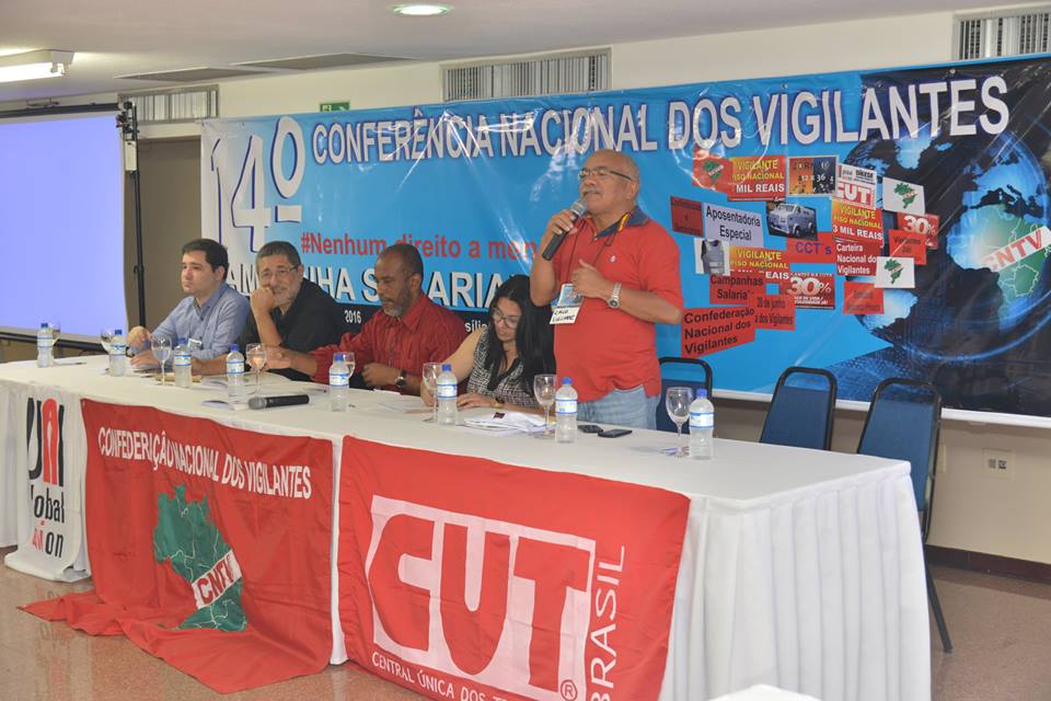 Alerta contra retrocesso nos direitos trabalhistas domina conferência de vigilantes